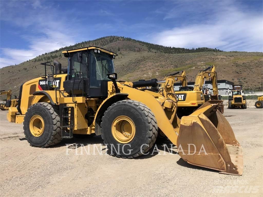 CAT 966M Kolové nakladače