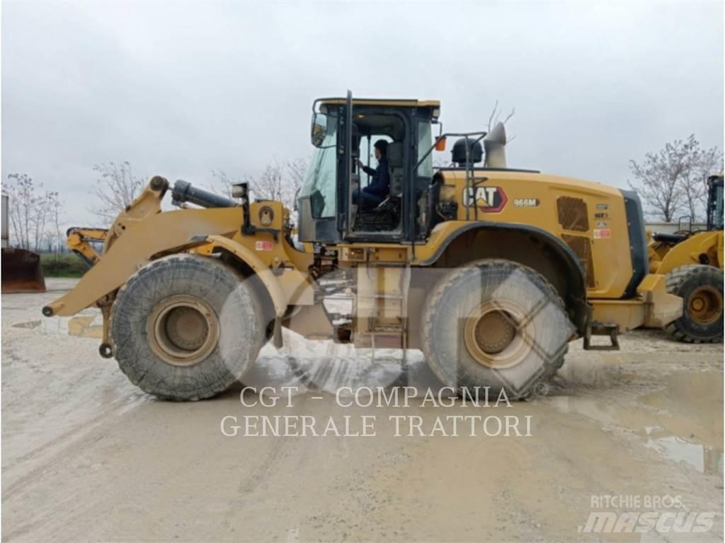 CAT 966M Kolové nakladače