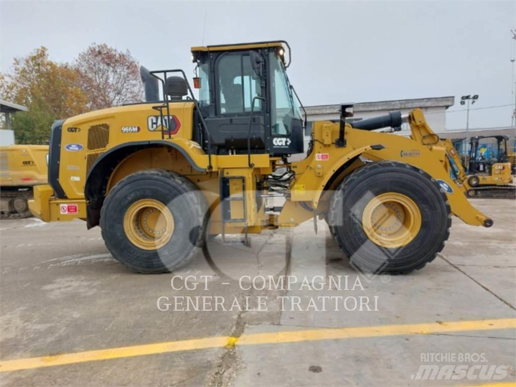 CAT 966M Kolové nakladače