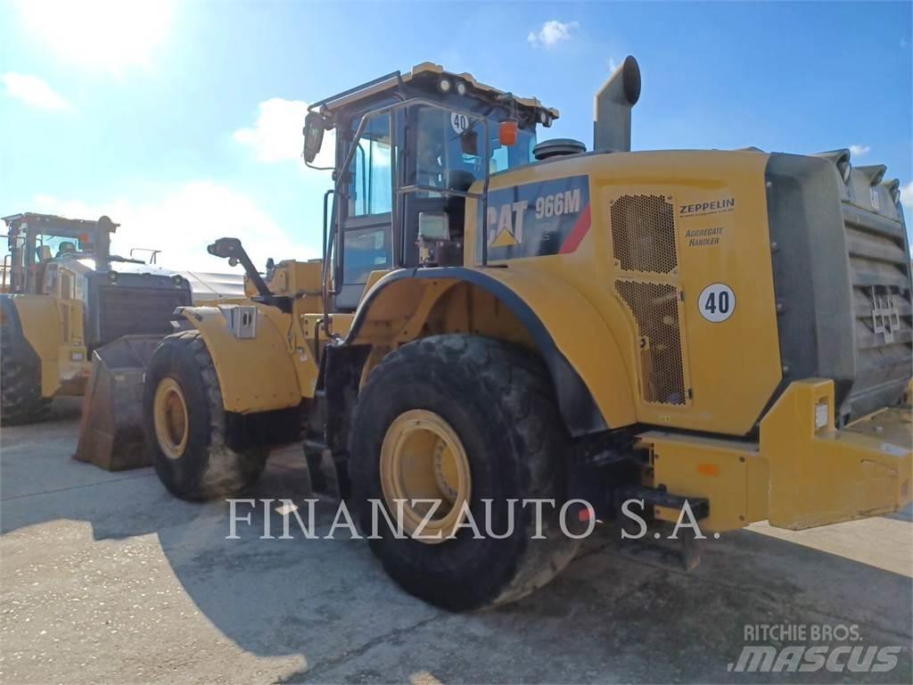 CAT 966M Kolové nakladače