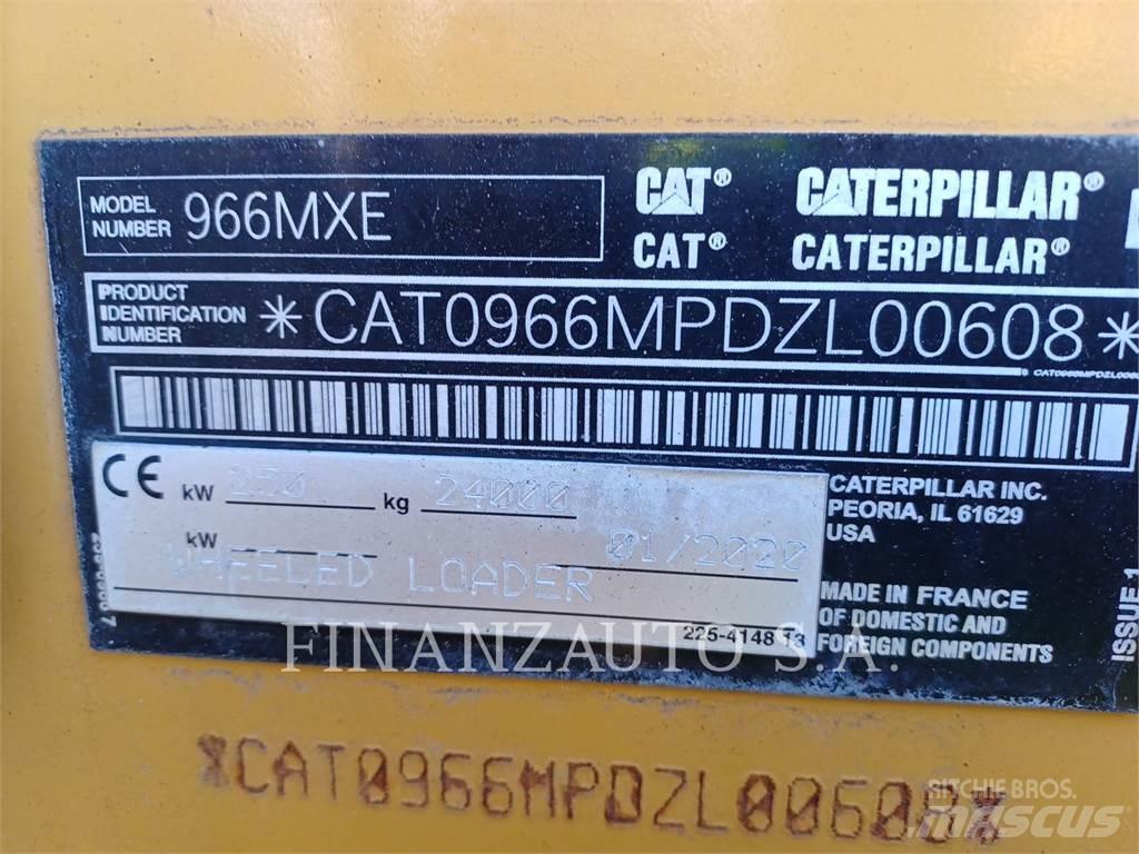 CAT 966M Kolové nakladače
