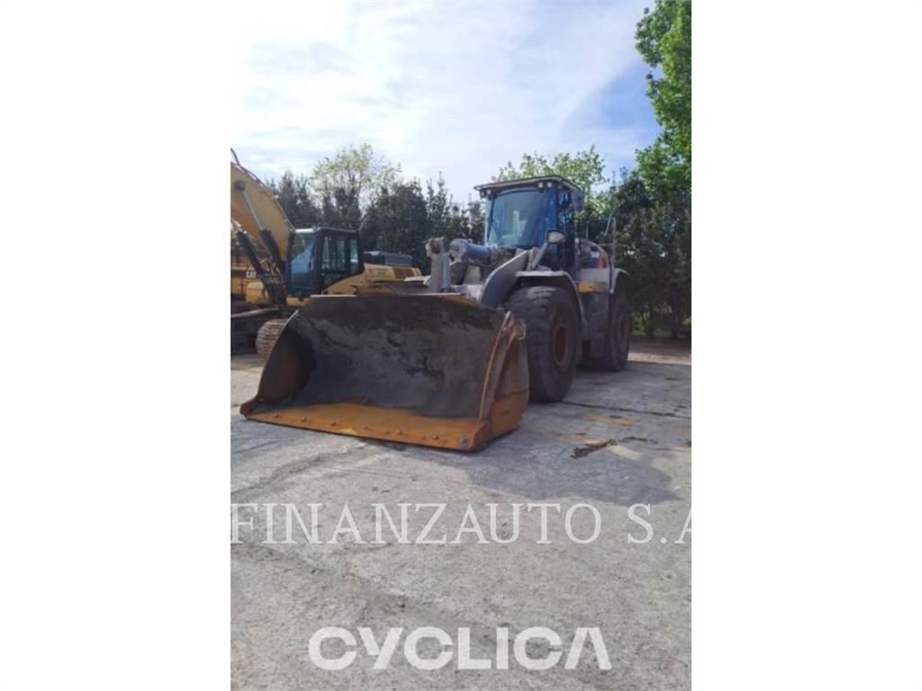 CAT 966M Kolové nakladače