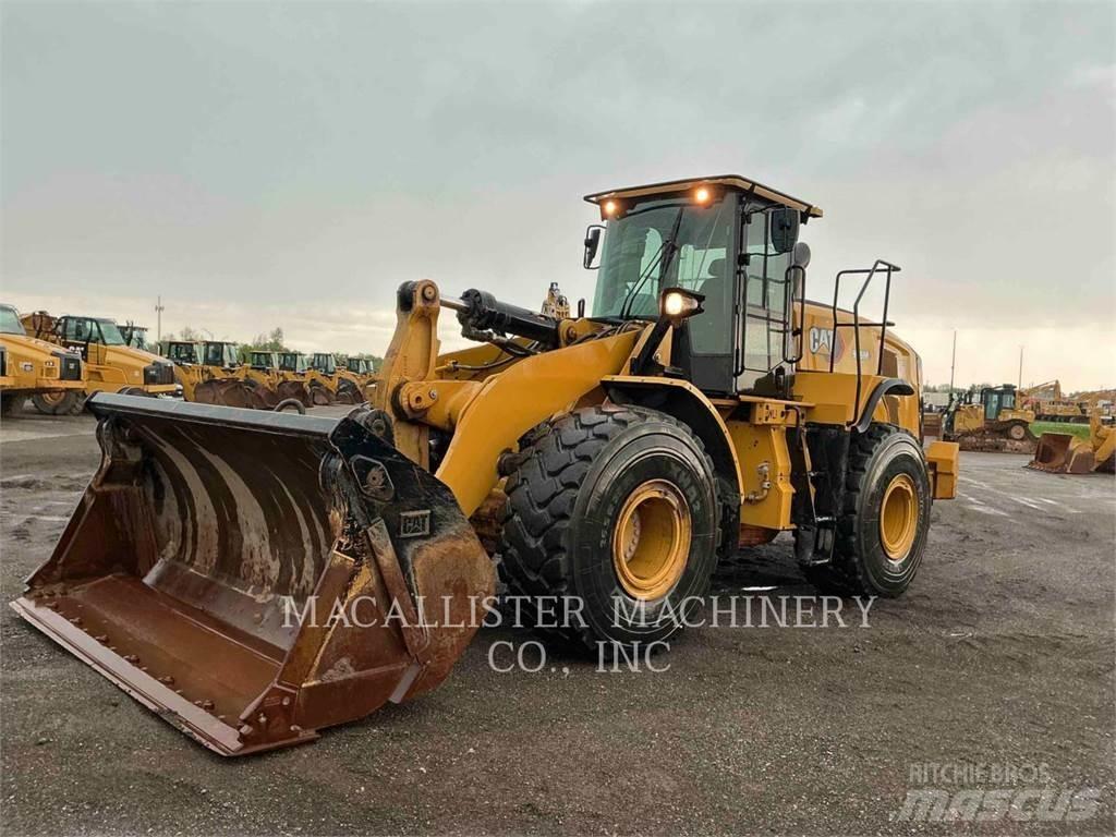 CAT 966M Kolové nakladače