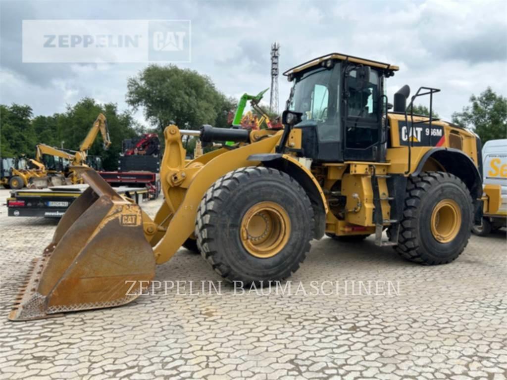 CAT 966M Kolové nakladače