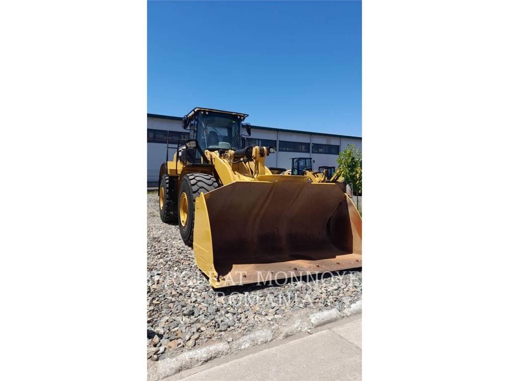 CAT 966M Kolové nakladače