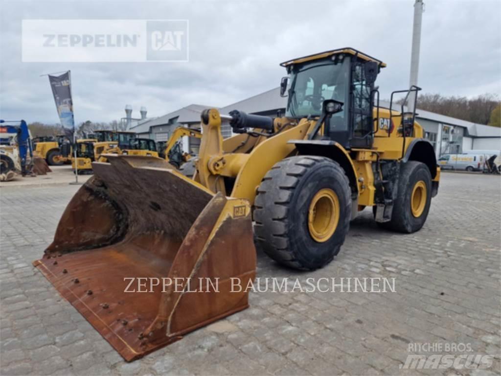 CAT 966M Kolové nakladače