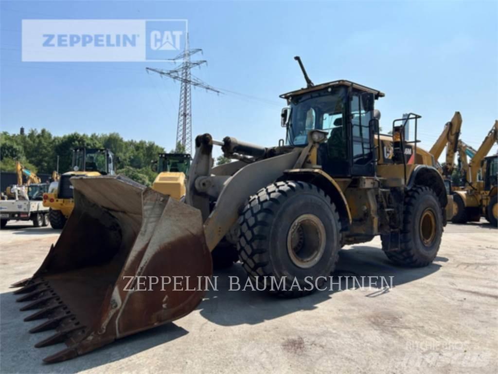 CAT 966M Kolové nakladače
