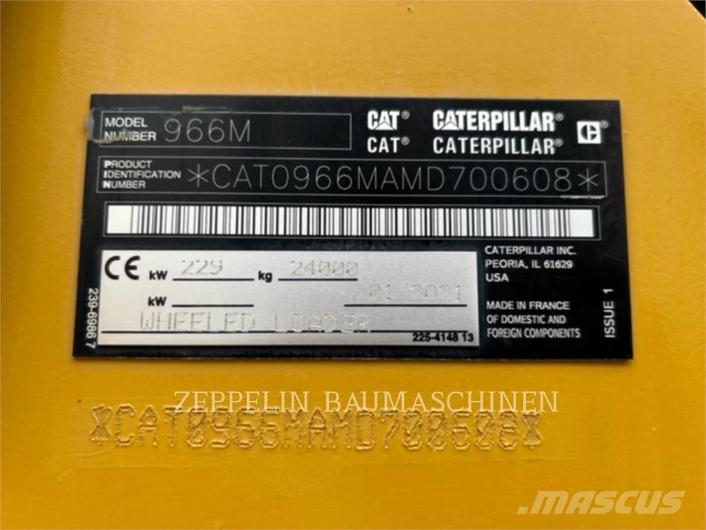 CAT 966M Kolové nakladače