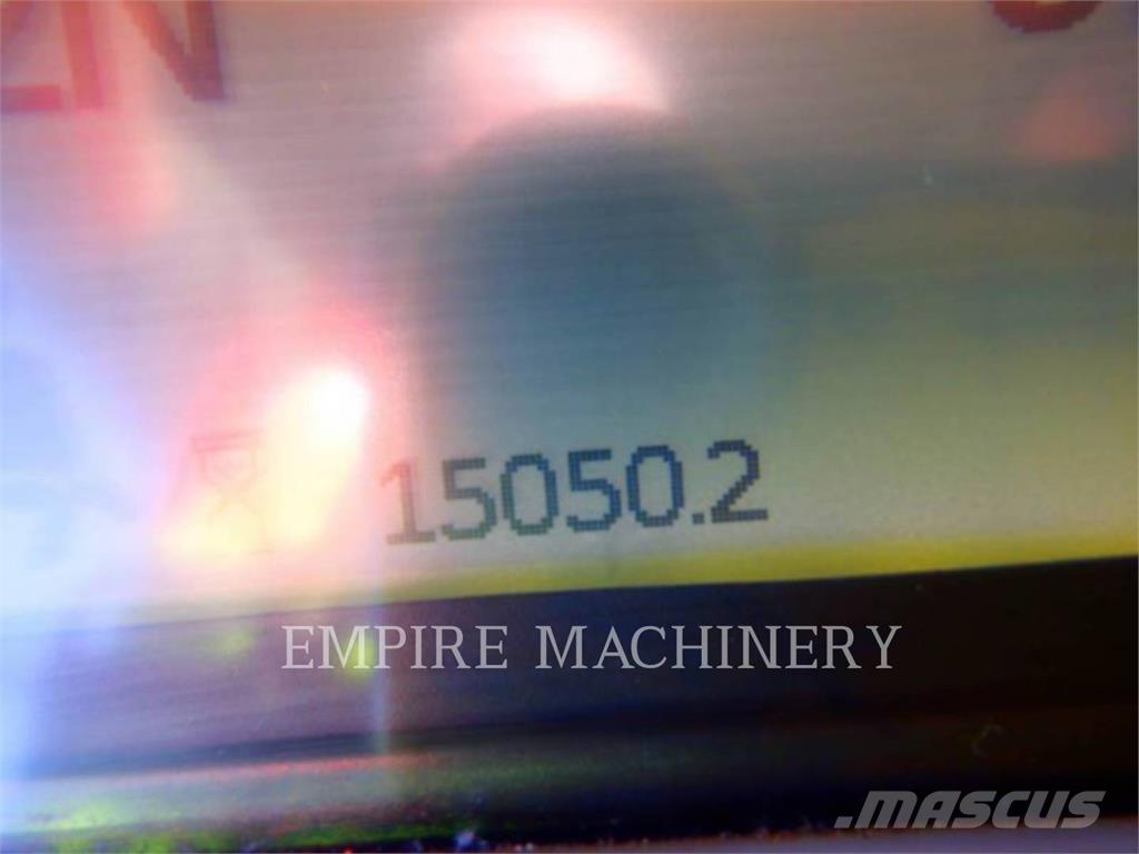 CAT 966M Kolové nakladače