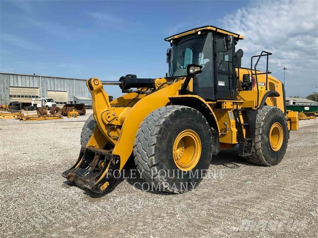 CAT 966M Kolové nakladače