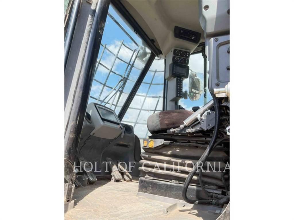 CAT 966M HL Kolové nakladače