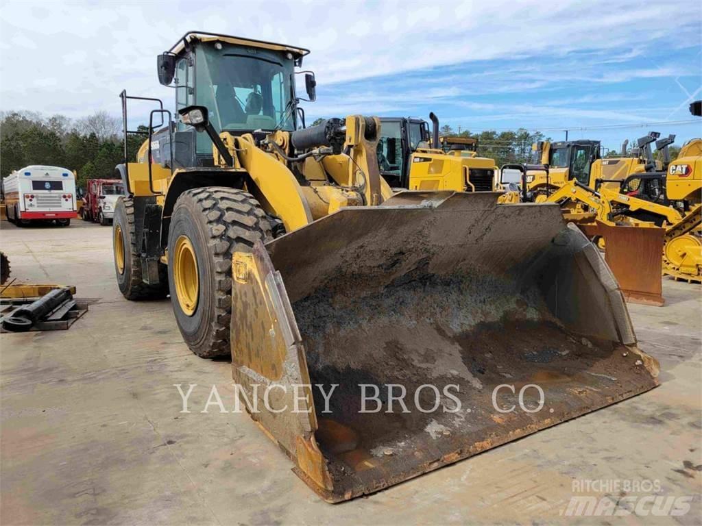 CAT 966M XE Kolové nakladače