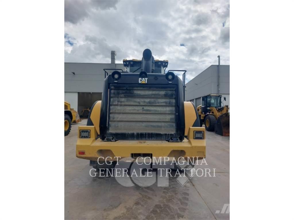 CAT 966M XE Kolové nakladače