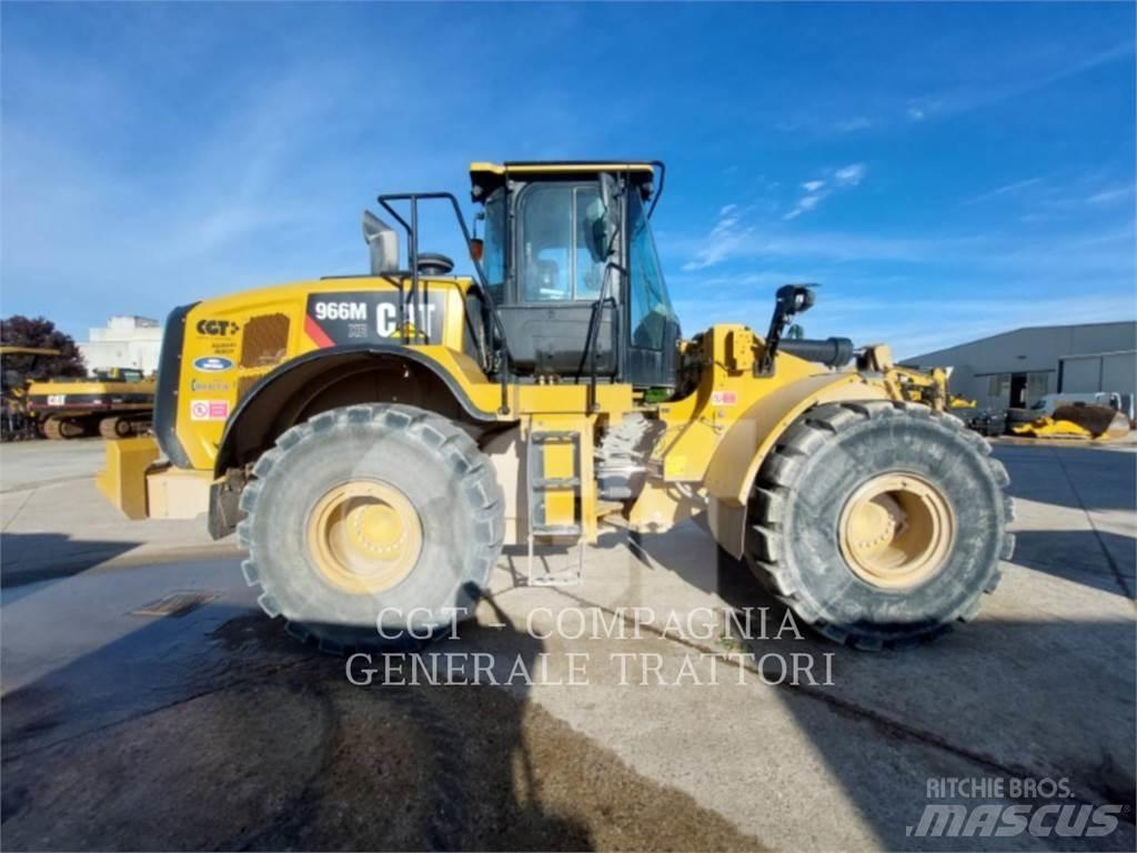 CAT 966M XE Kolové nakladače