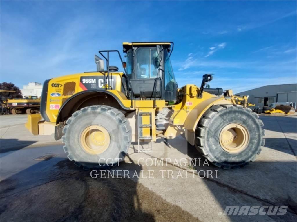 CAT 966M XE Kolové nakladače