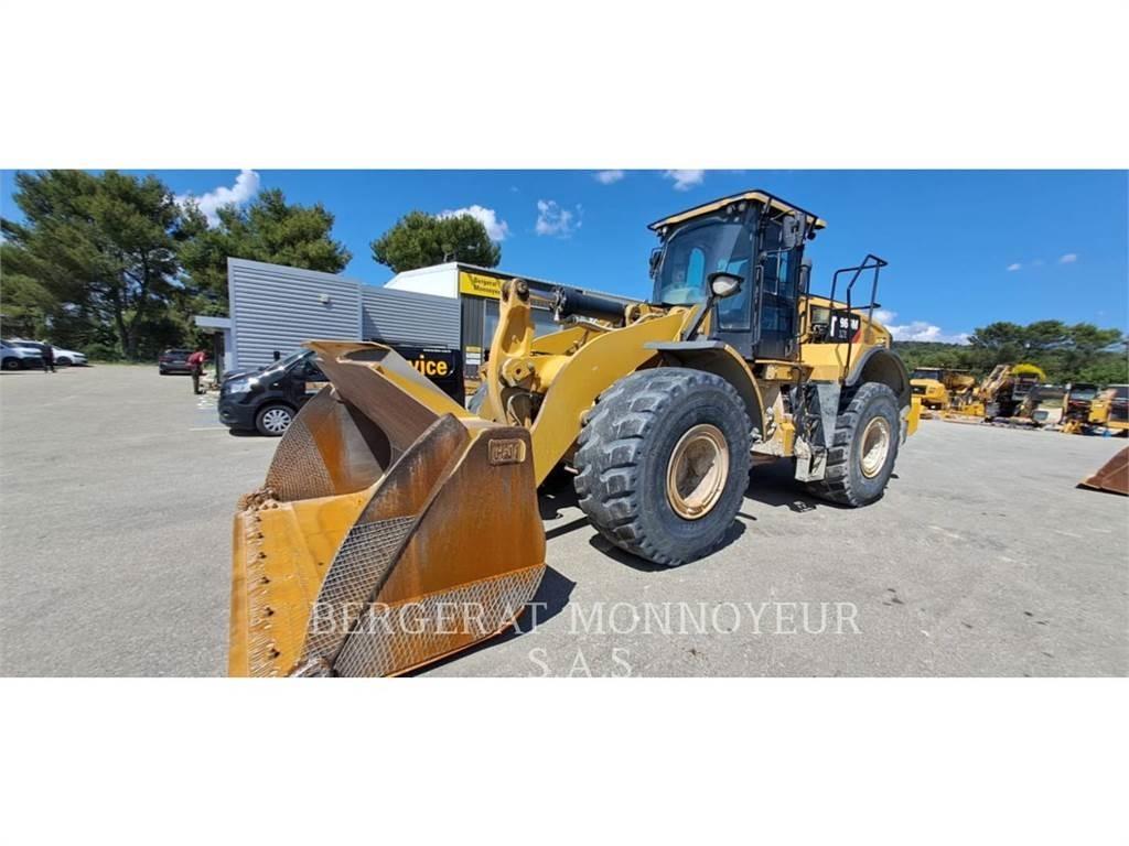CAT 966M XE Kolové nakladače