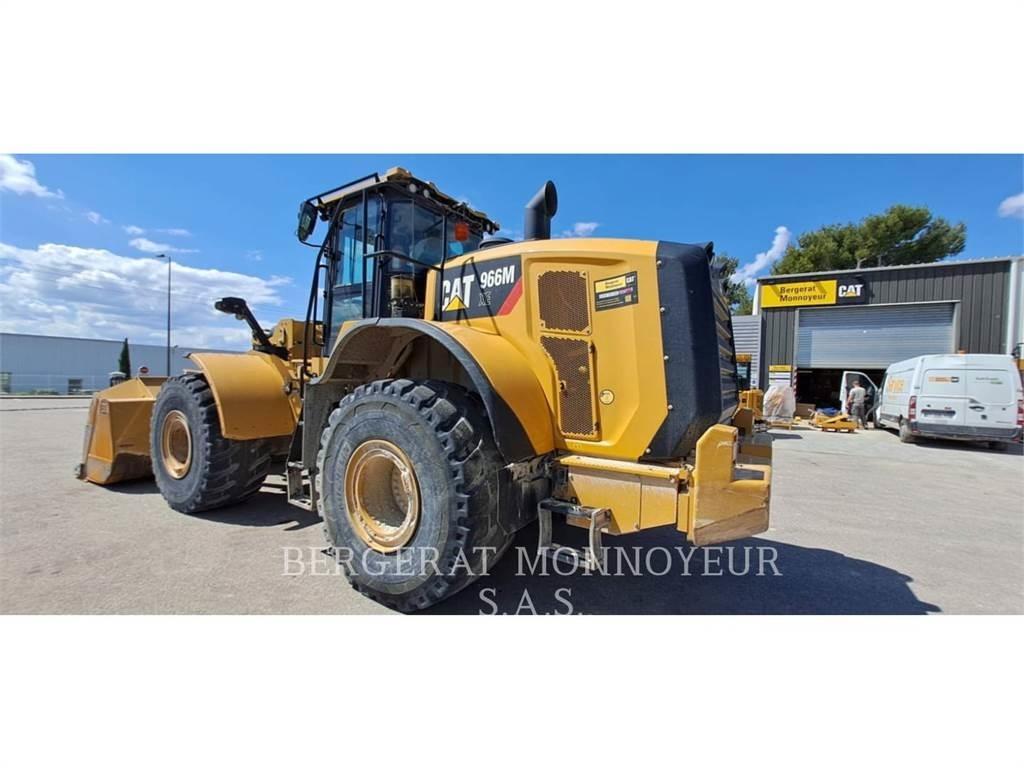CAT 966M XE Kolové nakladače