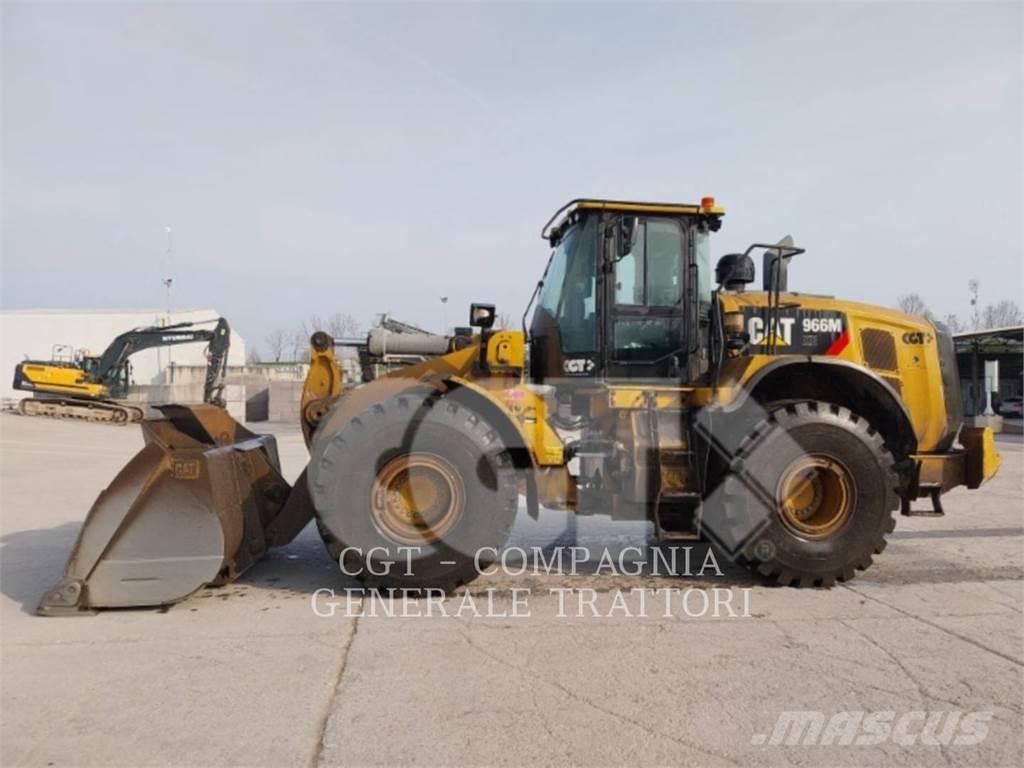 CAT 966M XE Kolové nakladače