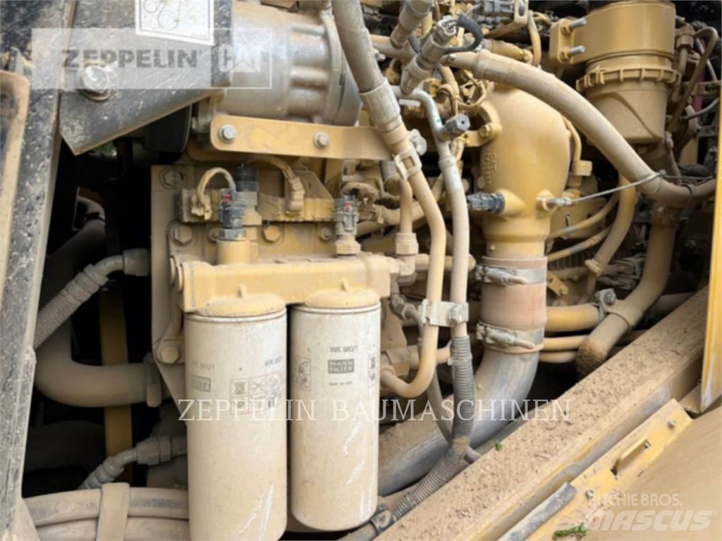 CAT 966MXE Kolové nakladače
