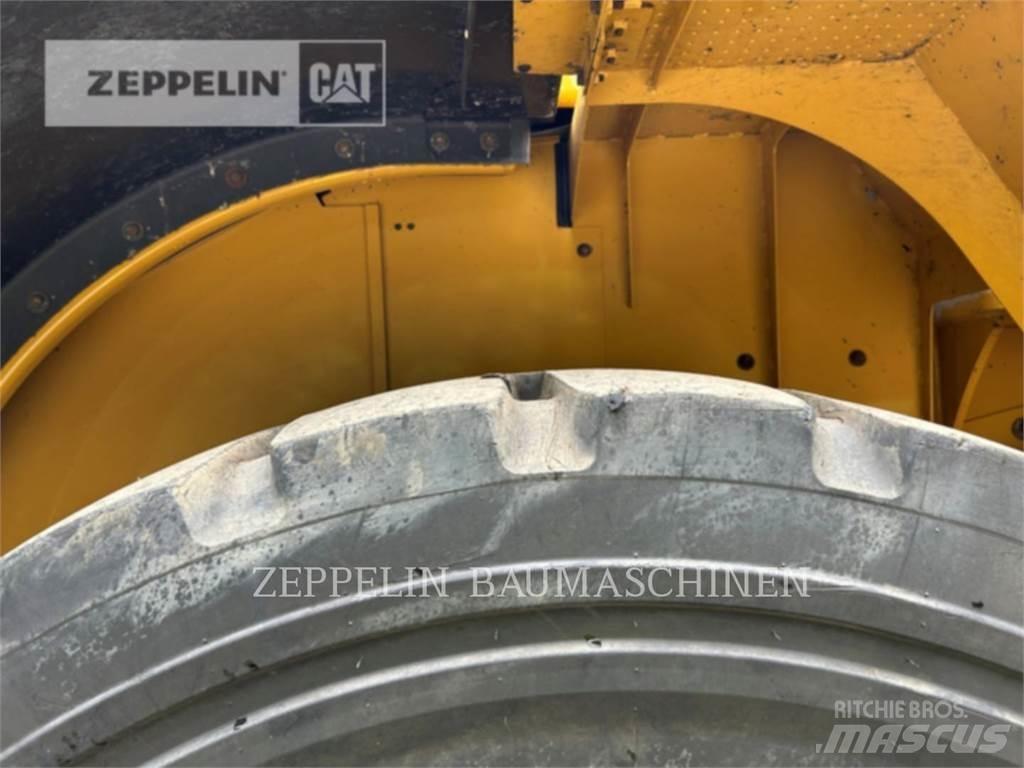 CAT 966MXE Kolové nakladače