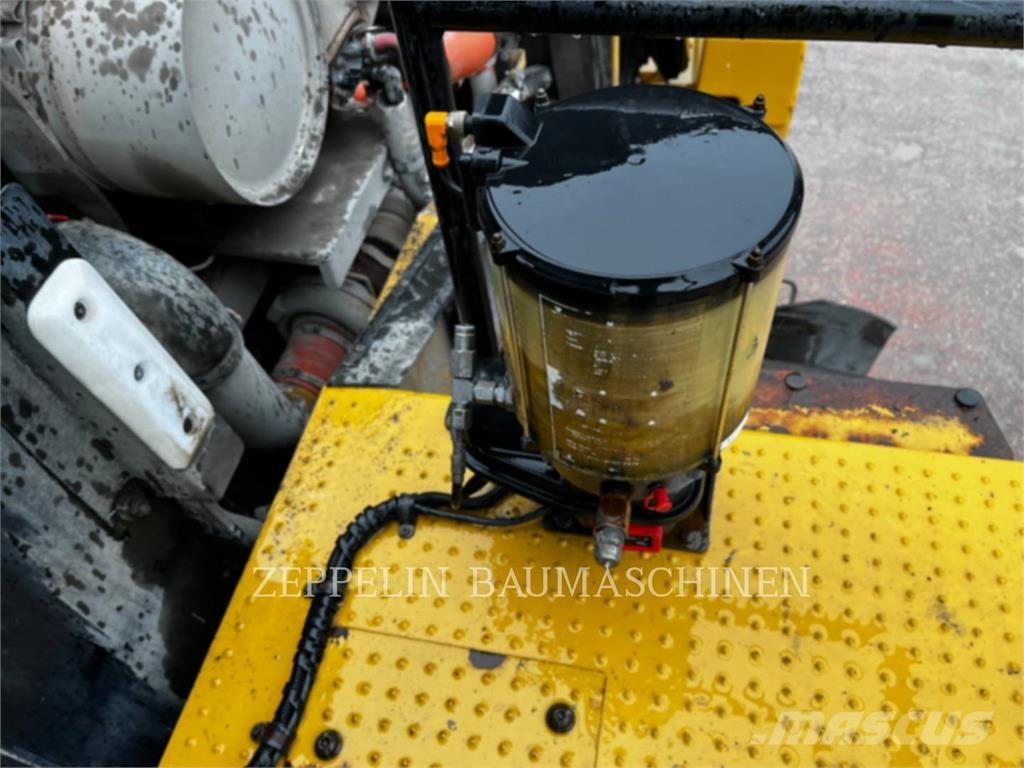 CAT 966MXE Kolové nakladače