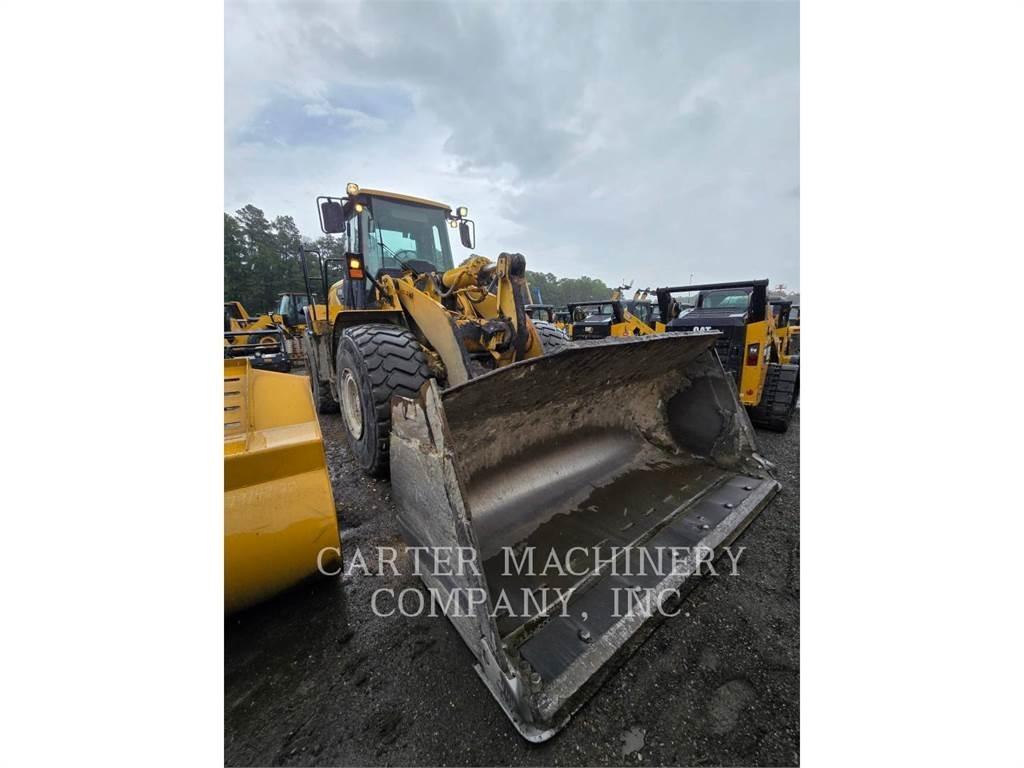 CAT 972H Kolové nakladače