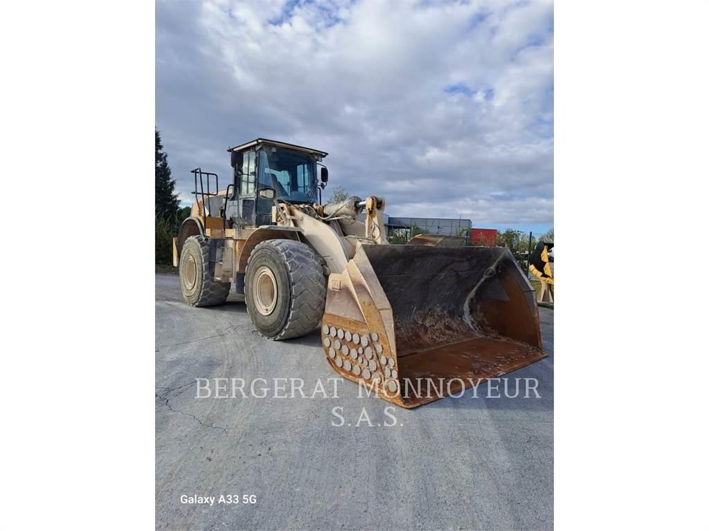 CAT 972K Kolové nakladače