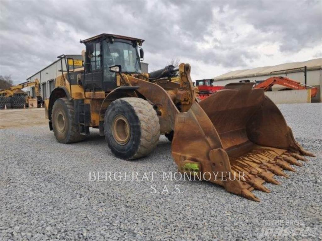 CAT 972K Kolové nakladače