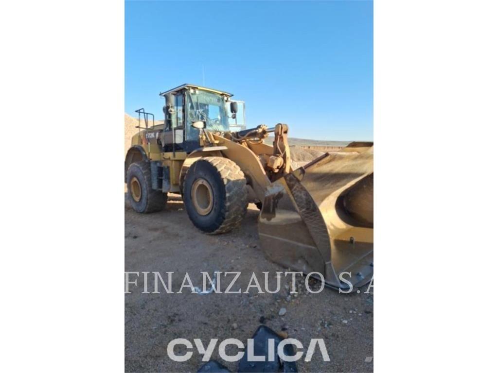 CAT 972K Kolové nakladače