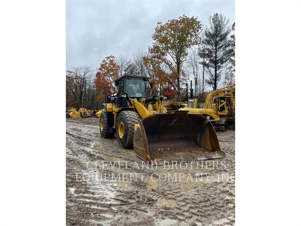 CAT 972M Kolové nakladače