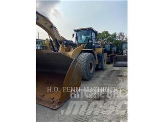 CAT 972M Kolové nakladače