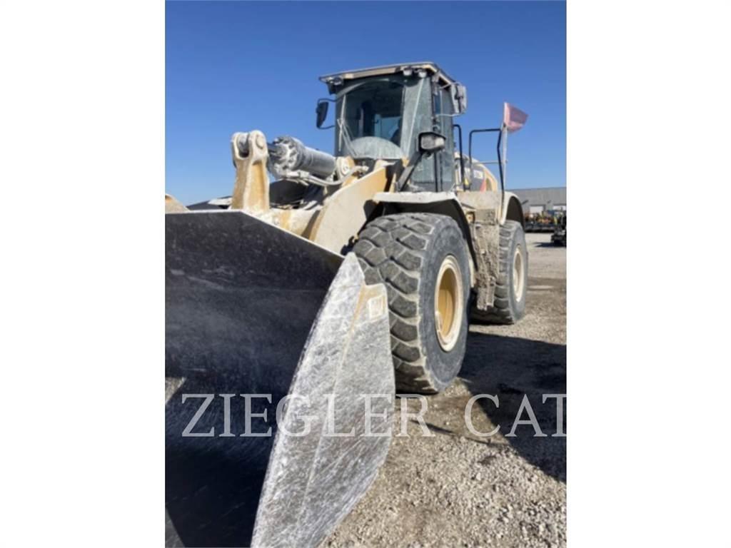 CAT 972M Kolové nakladače