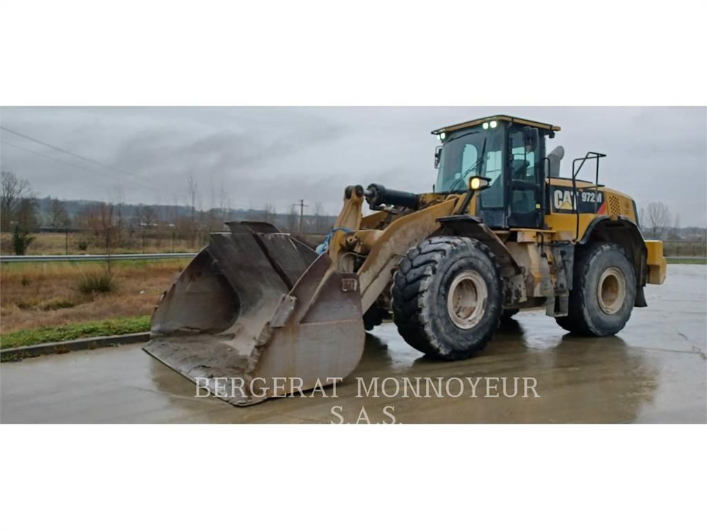 CAT 972M Kolové nakladače