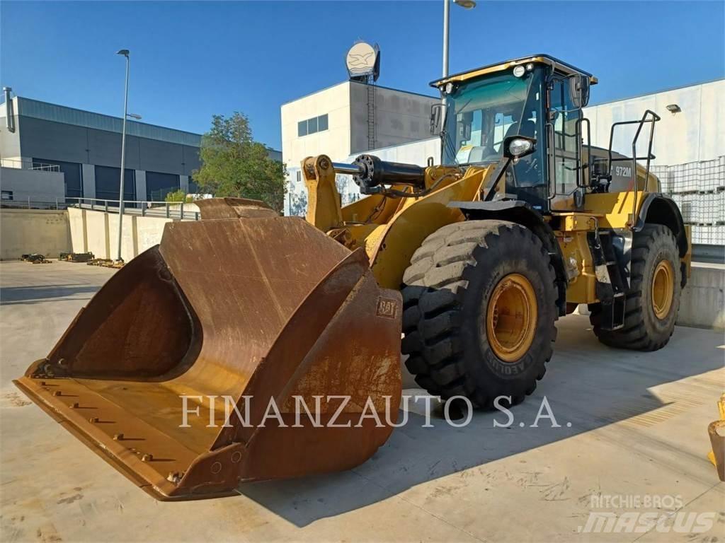 CAT 972M Kolové nakladače