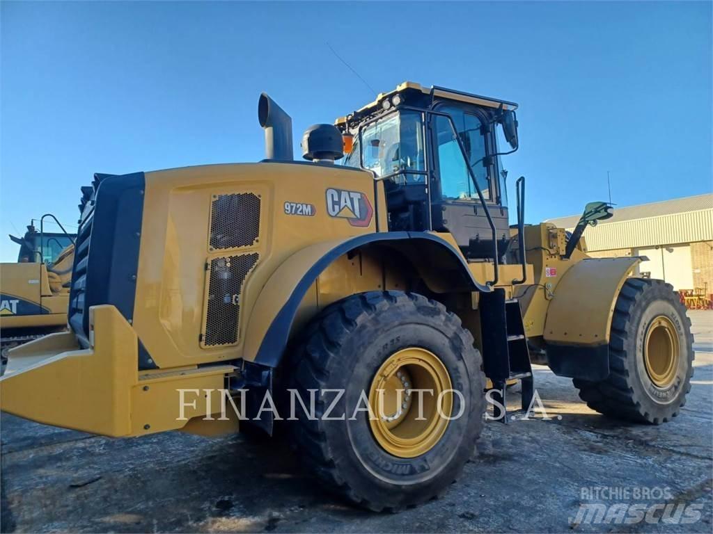CAT 972M Kolové nakladače