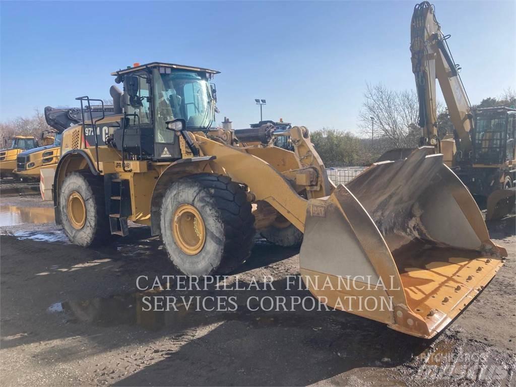 CAT 972M Kolové nakladače