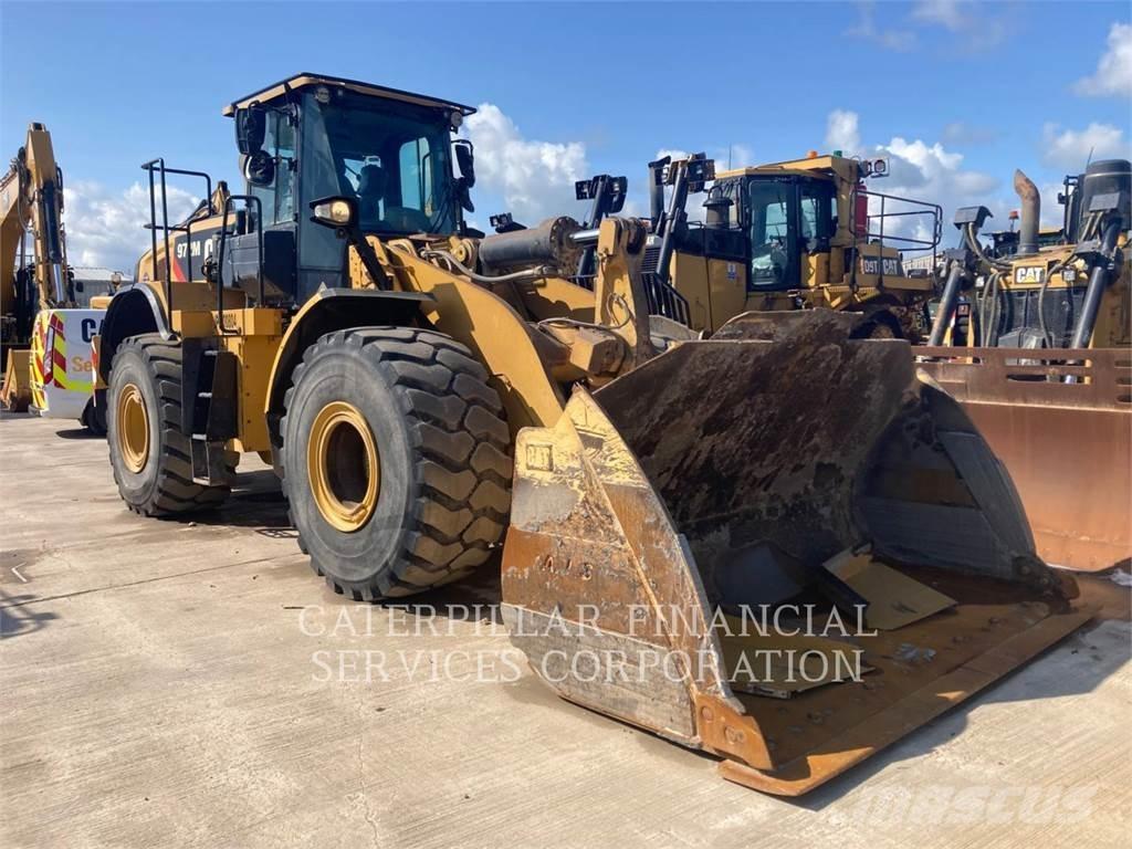 CAT 972M Kolové nakladače