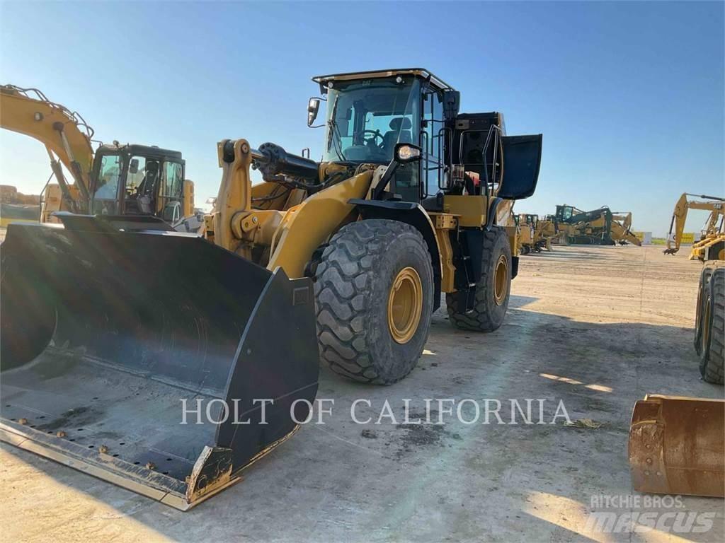 CAT 972M Kolové nakladače