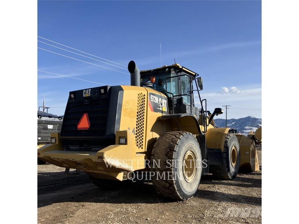 CAT 972M Kolové nakladače