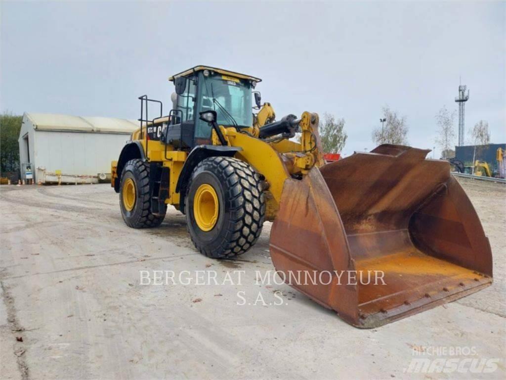 CAT 972M XE Kolové nakladače