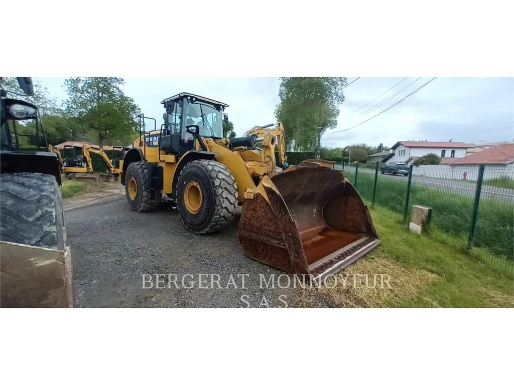 CAT 972M XE Kolové nakladače