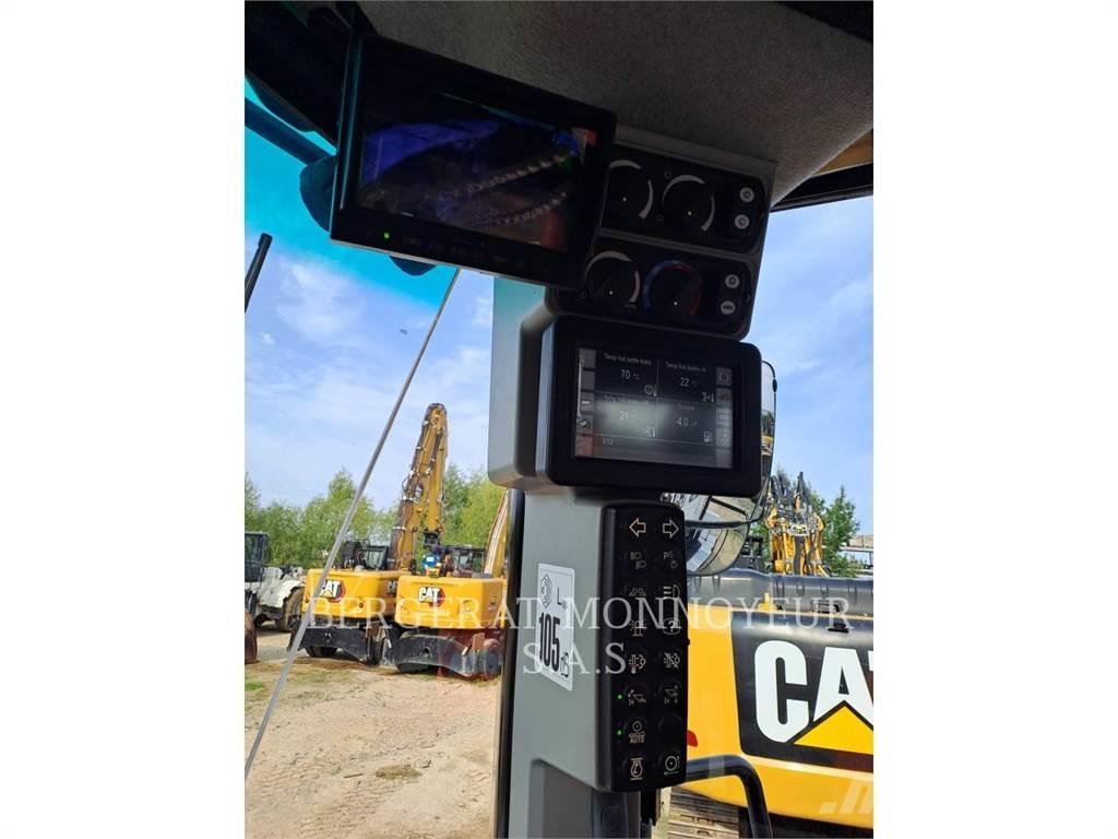 CAT 972M XE Kolové nakladače