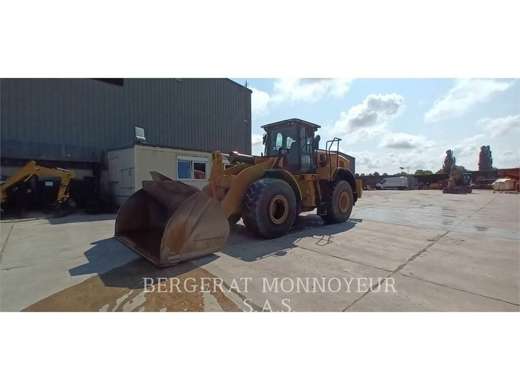 CAT 972M XE Kolové nakladače
