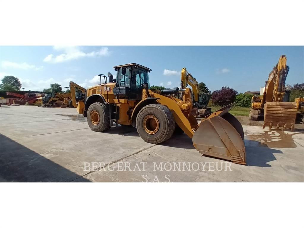 CAT 972M XE Kolové nakladače