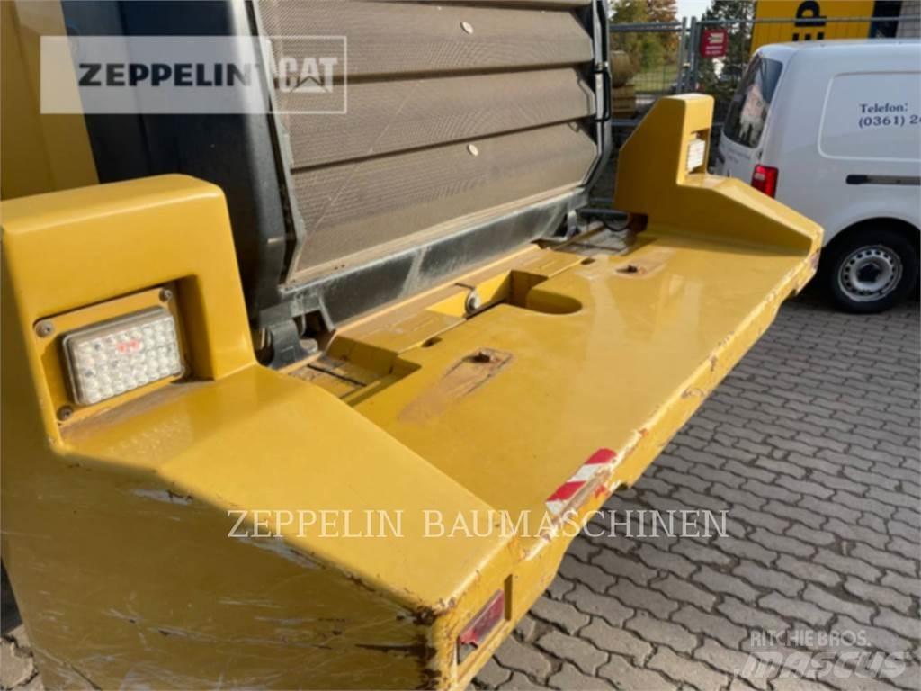 CAT 972MXE Kolové nakladače