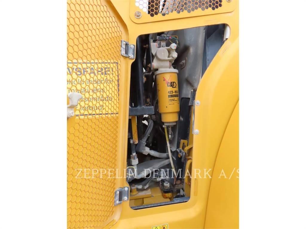 CAT 972MXE Kolové nakladače