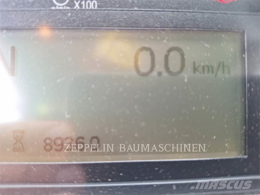 CAT 972MXE Kolové nakladače