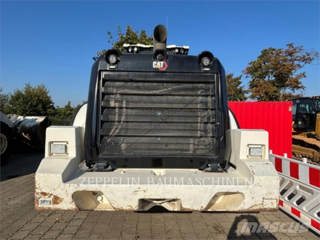 CAT 972MXE Kolové nakladače