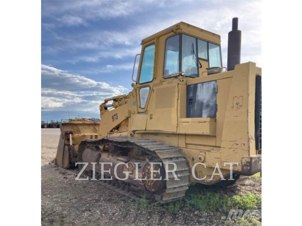 CAT 973 Pásové nakladače