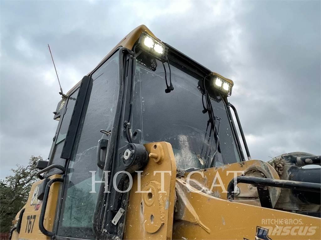 CAT 973K Pásové nakladače